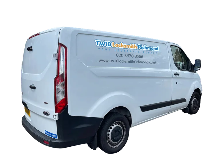 TW10 Locksmith Richmond van